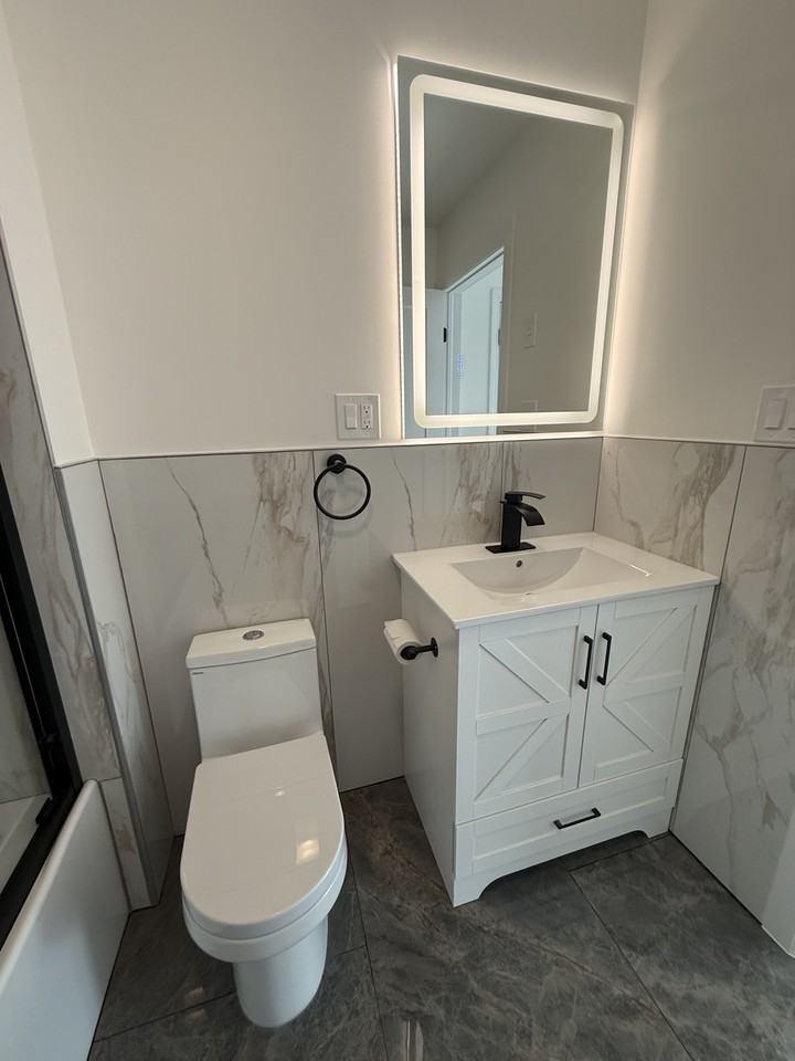 59-61 Broadway - 4 #4 - Photo 4 of 17