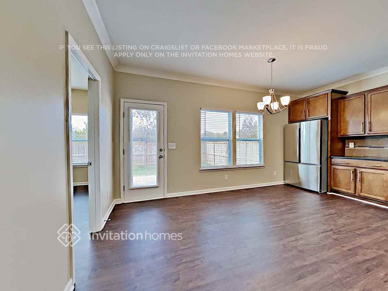 111 Louden Dr - Photo 7 of 21