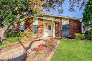 5001 Thompson Dr - Photo 1 of 1