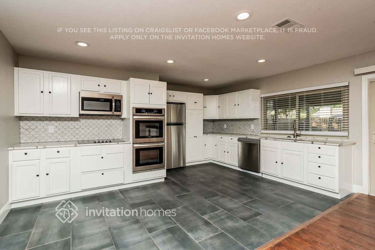 5001 Thompson Dr - Photo 5 of 16