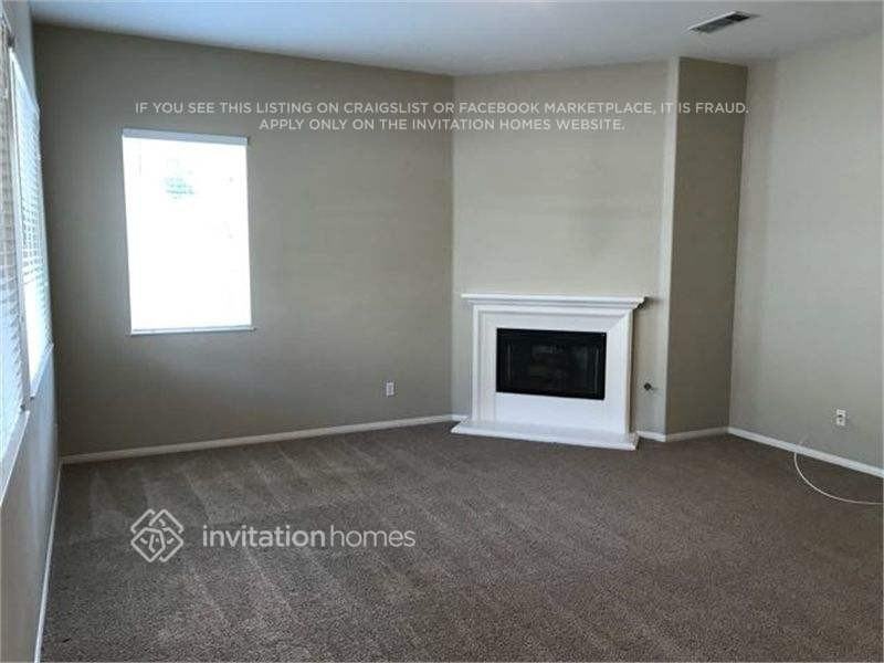 740 Copper Cir - Photo 3 of 13