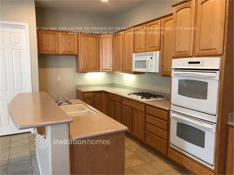 740 Copper Cir - Photo 5 of 13