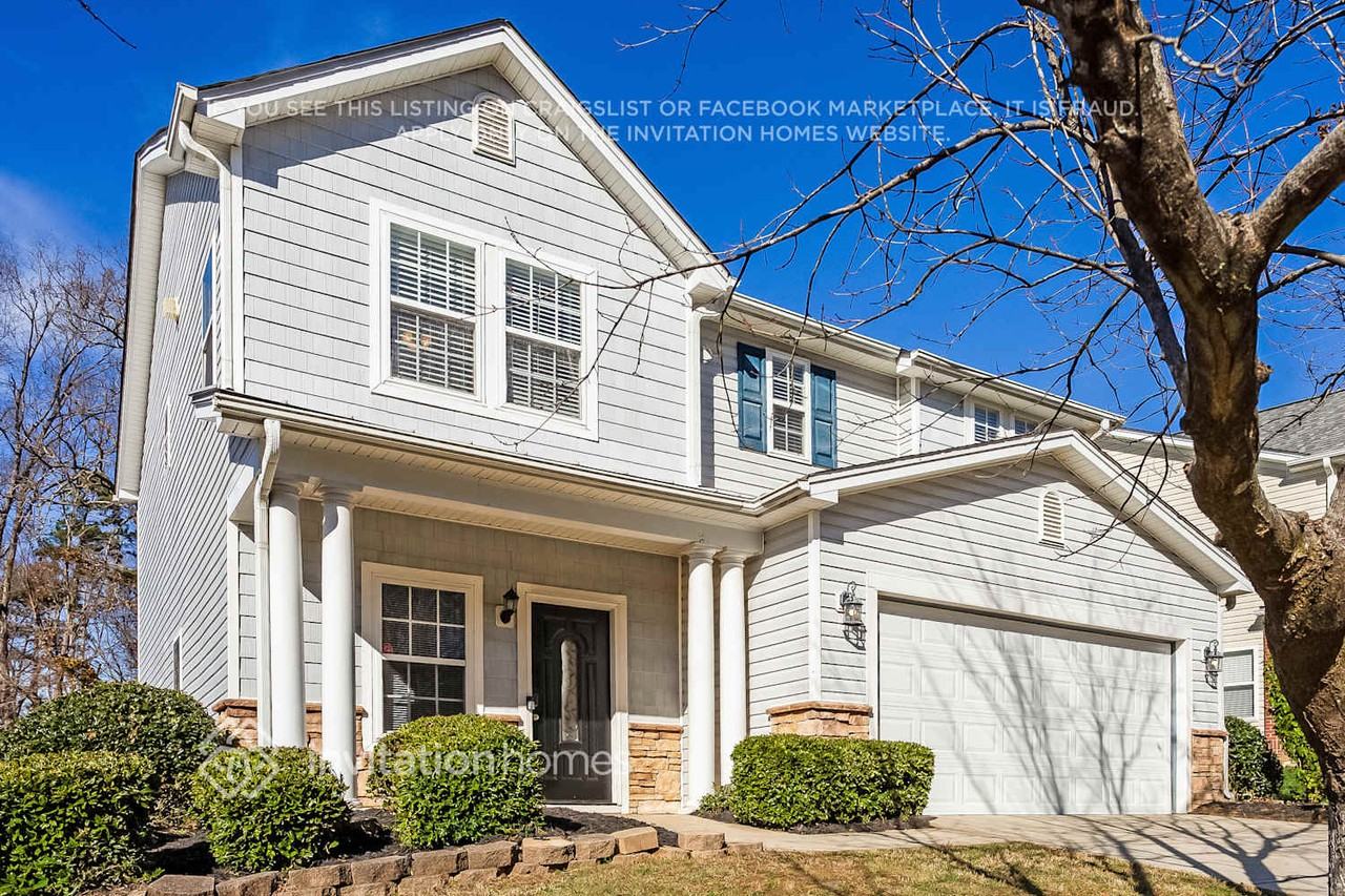 14017 Riding Hill Ave - Photo 4 of 18