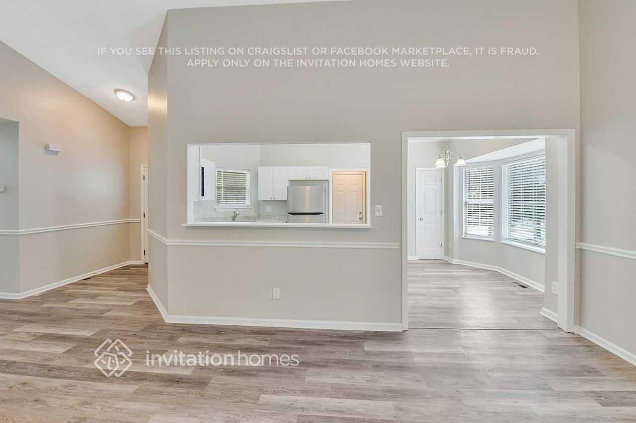 112 Heathwick Dr - Photo 4 of 20