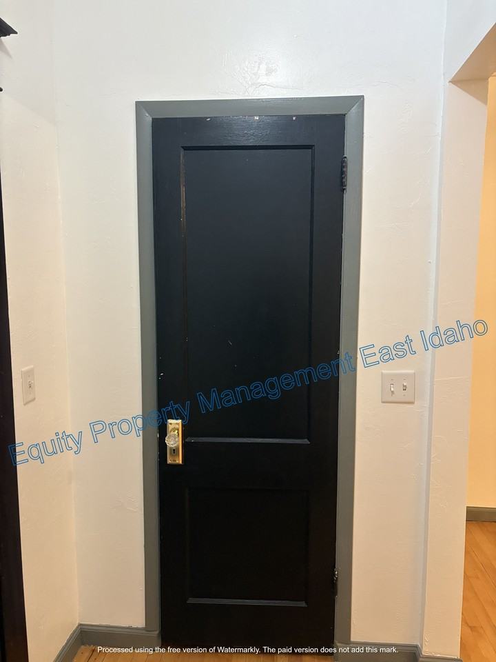 ID - 340 S Arthur Ave - LB - Photo 3 of 23