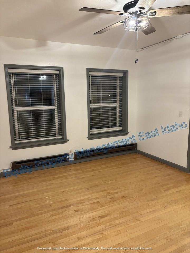 ID - 340 S Arthur Ave - LB - Photo 7 of 23