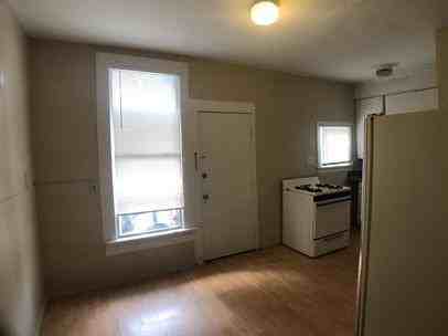 330 Barrett Place - Photo 5 of 7