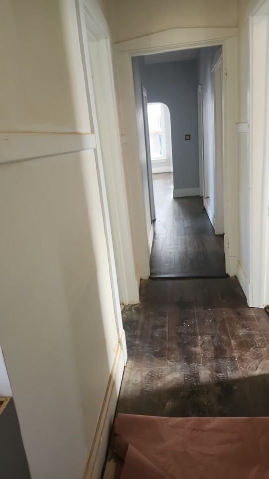 656 North Lockwood Avenue - Photo 2 of 25