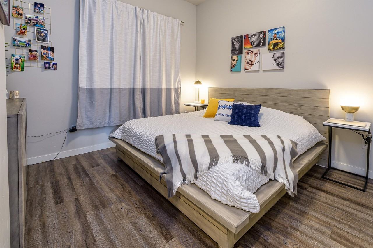 Hickory St. - Photo 7 of 19