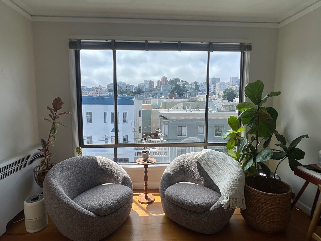 1690 Greenwich Street - Photo 3 of 12