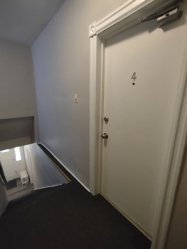 116 West 30th Street - Photo 2 of 10