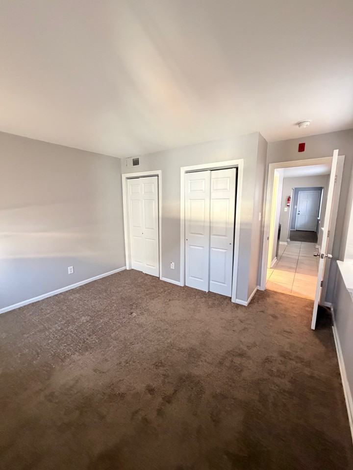 511 West 4th Street - Photo 2 of 8