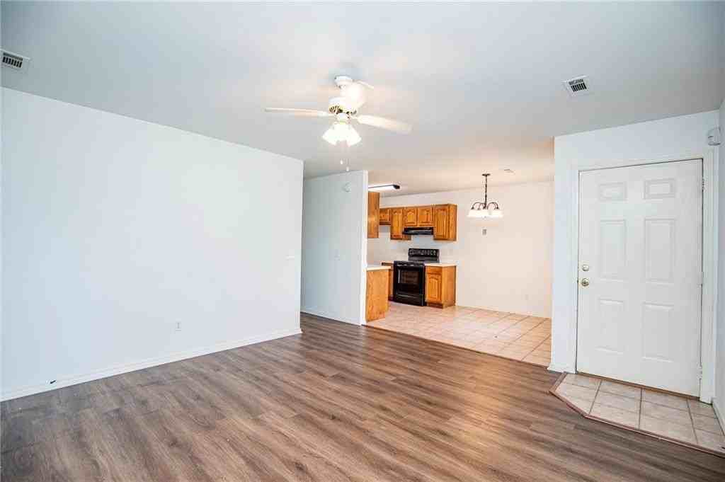 2516 W Ash St - Photo 7 of 16