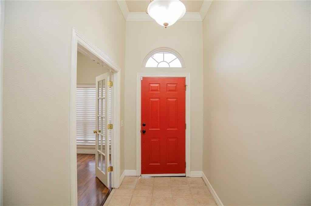 139 Fox Run Cir - Photo 5 of 22