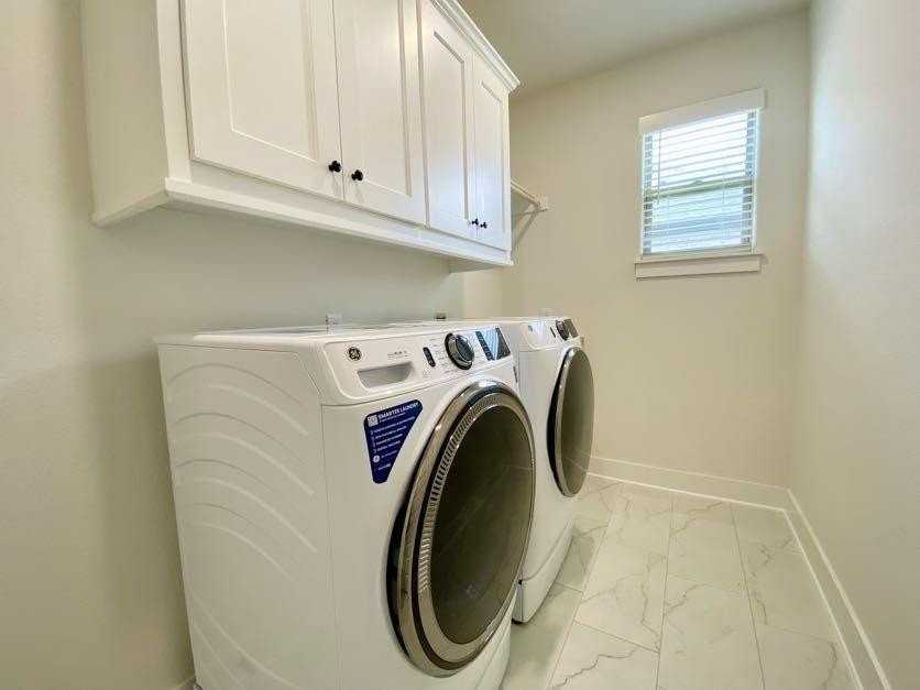 730 Marianne St - Photo 3 of 22