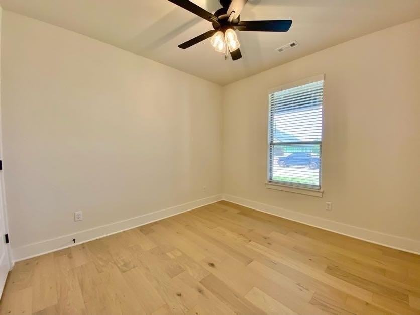 730 Marianne St - Photo 5 of 22