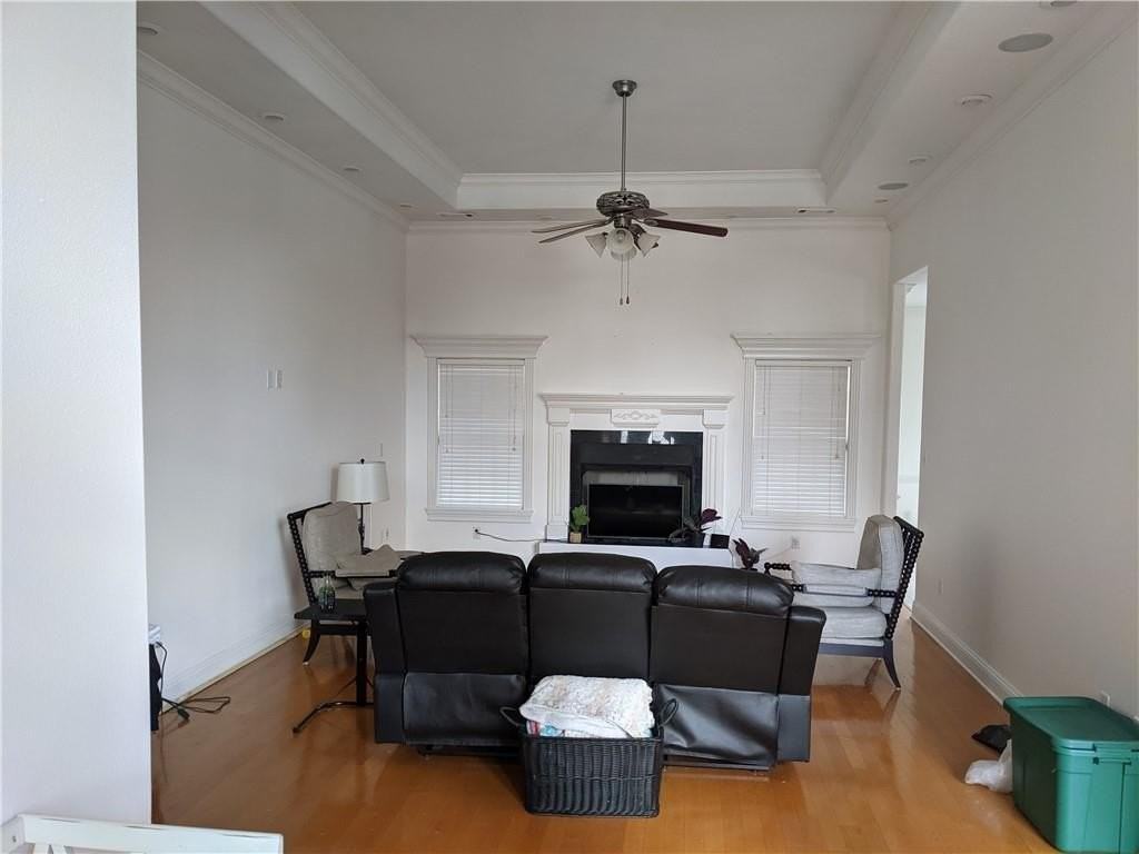 607 Se Jamaica Dr - Photo 4 of 13