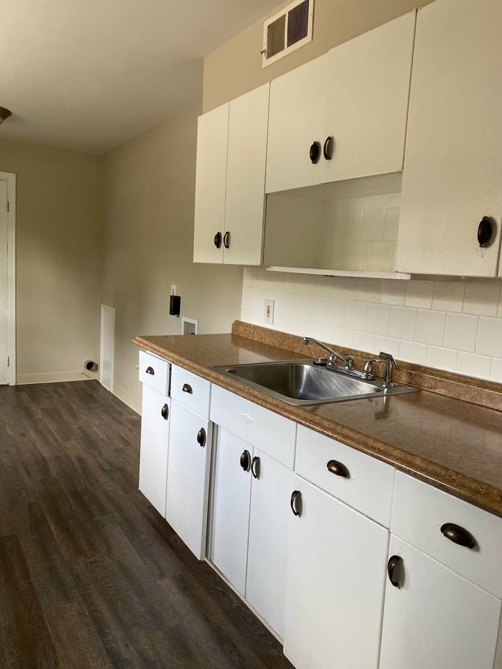 Eastfield - Photo 2 of 12