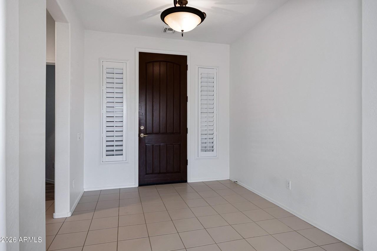 22214 N Las Positas Dr - Photo 5 of 36