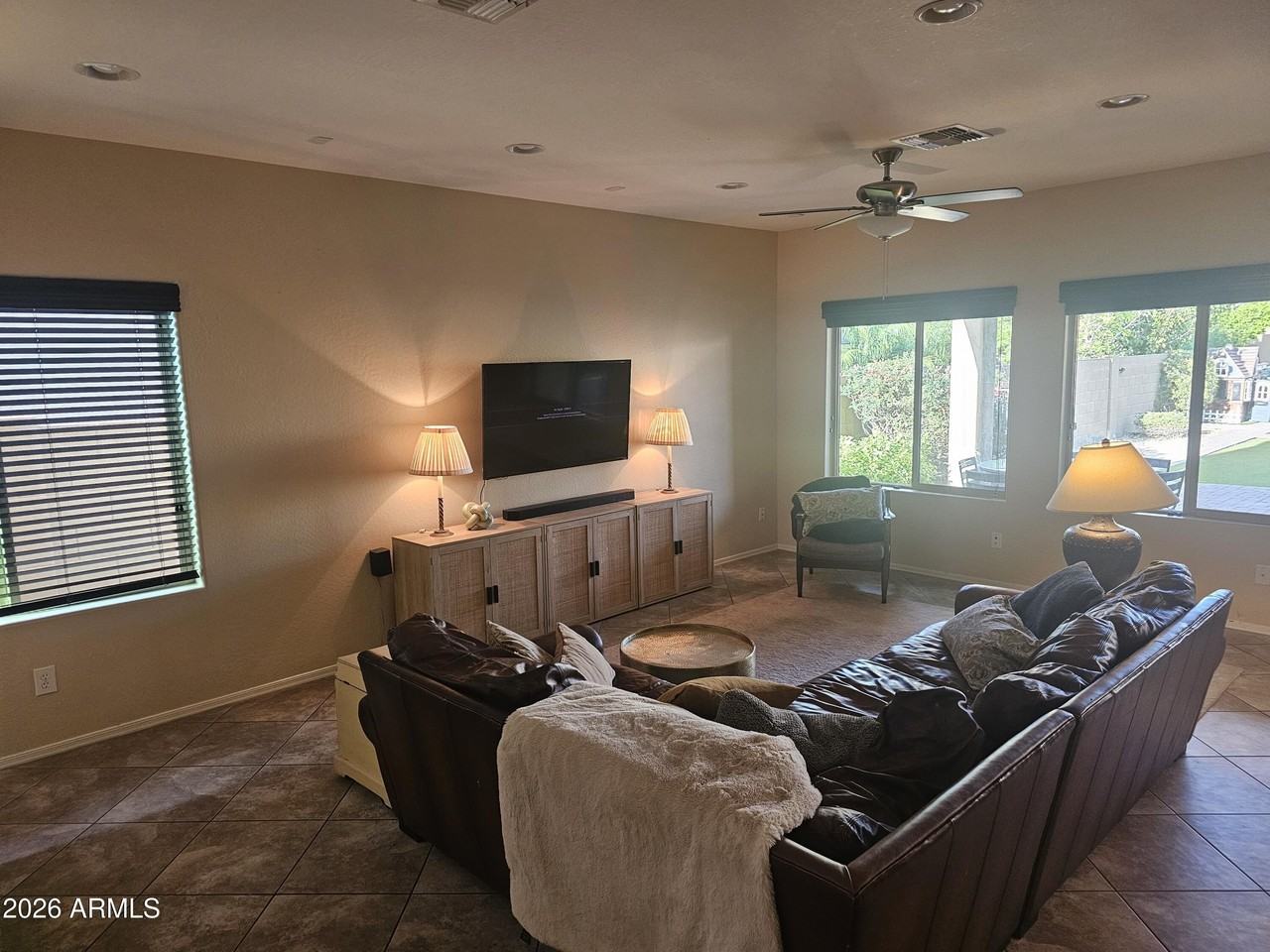 1682 W Blaylock Dr - Photo 4 of 24