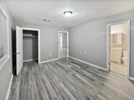 featured image of 321 Robinson Ave