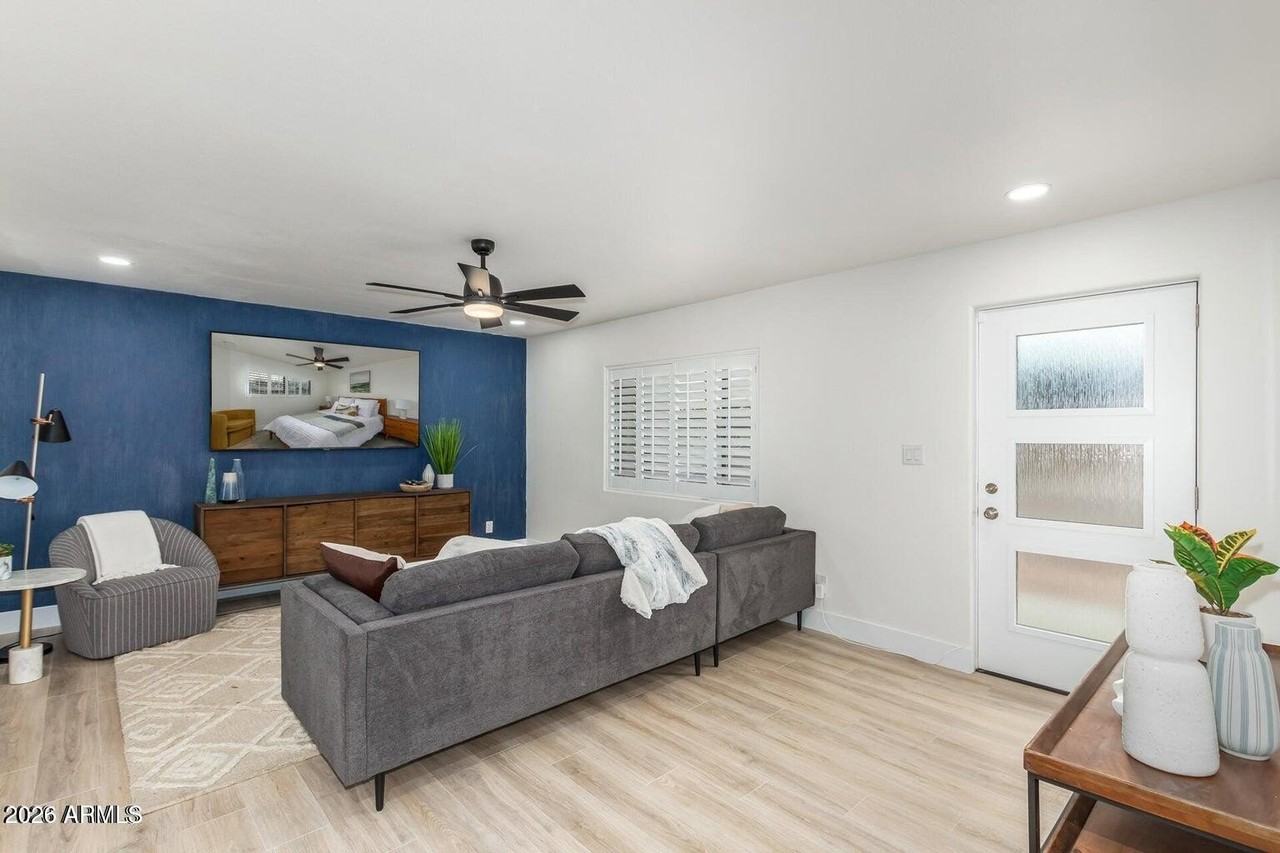 4511 N 31st Pl - Photo 4 of 22