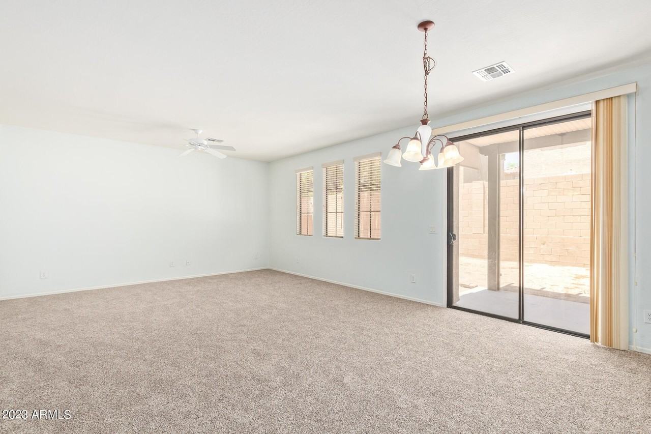 2390 W Sleepy Ranch Rd - Photo 4 of 27