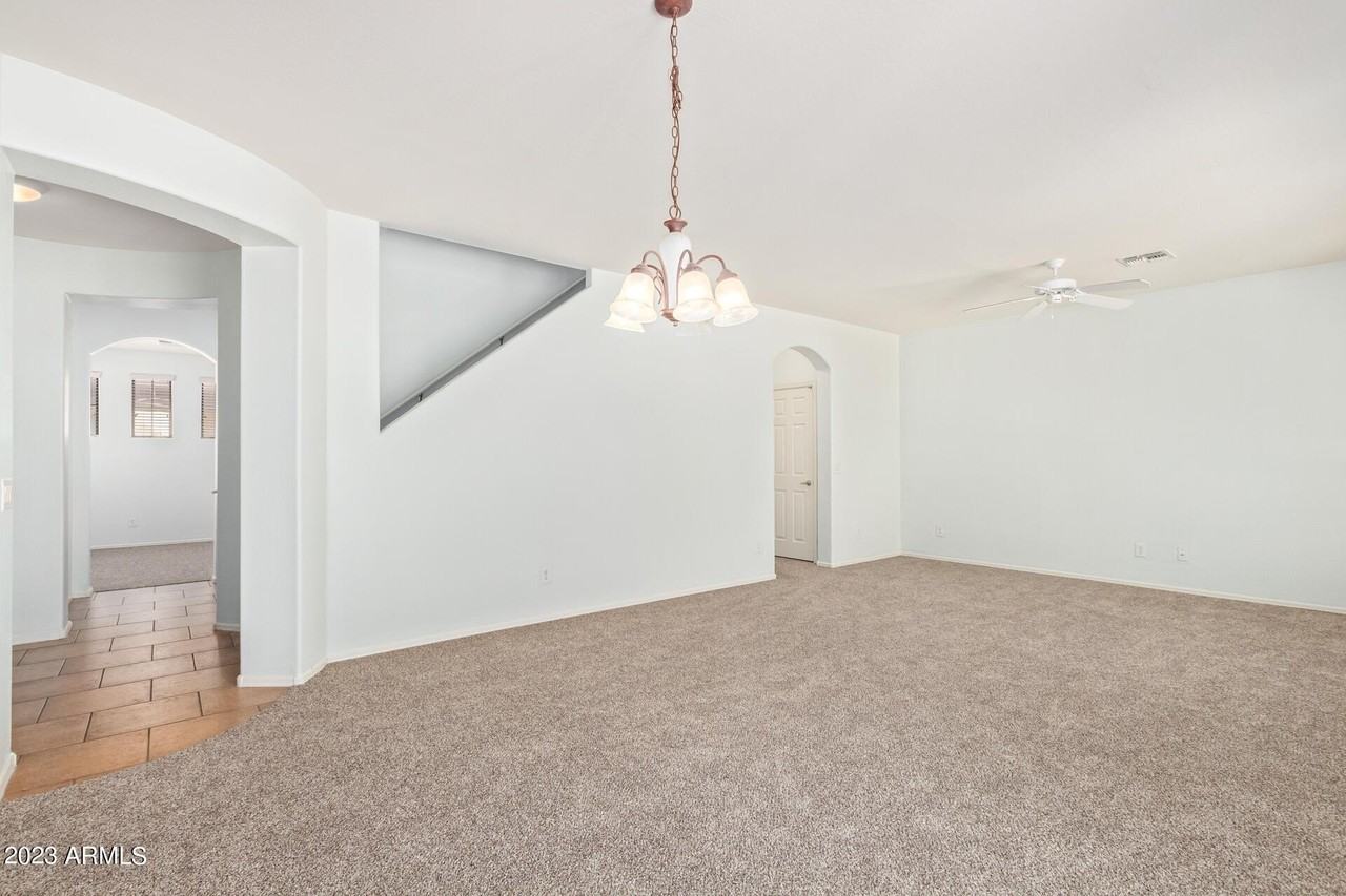 2390 W Sleepy Ranch Rd - Photo 6 of 27