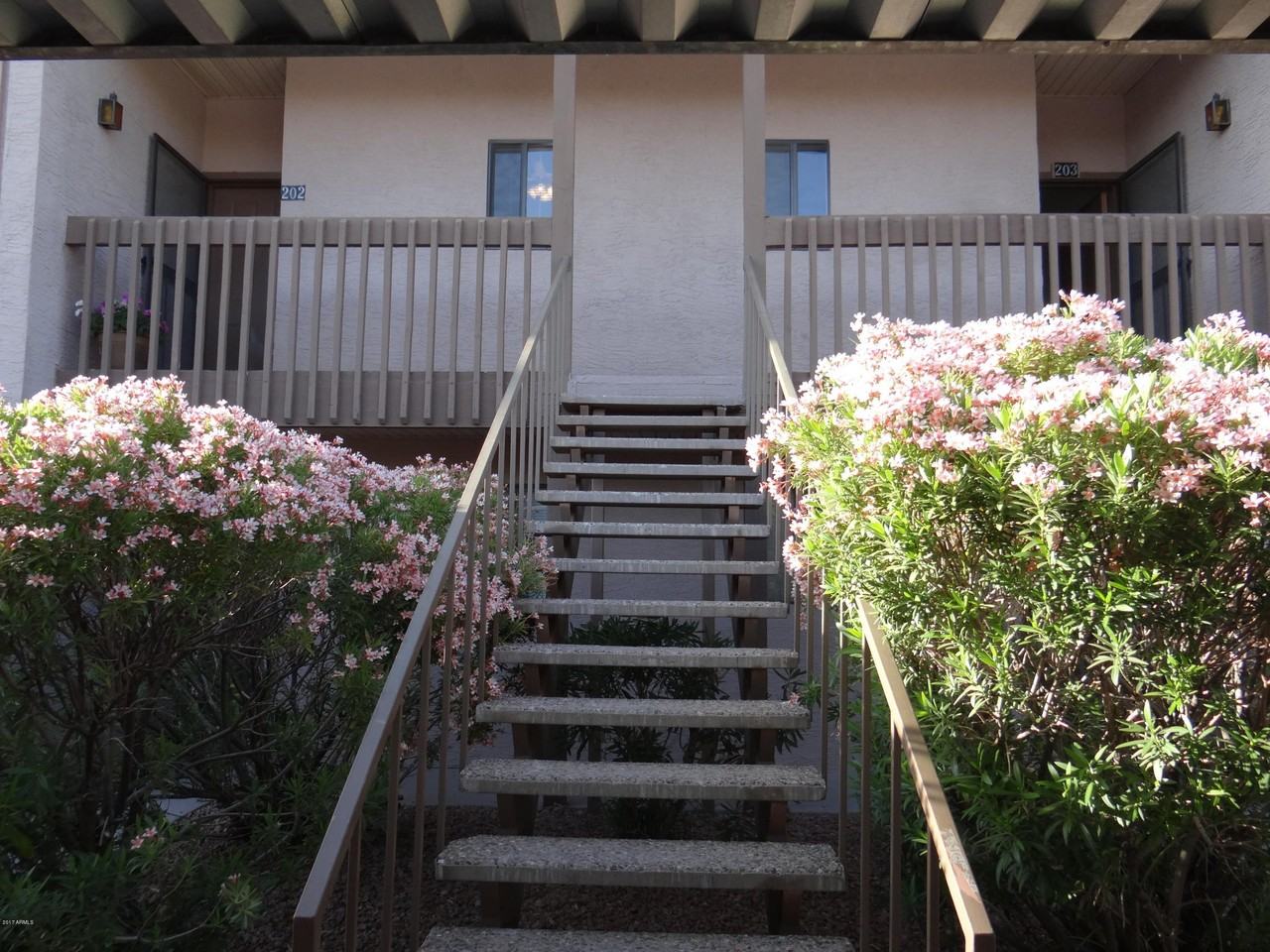 16644 E Westby Dr Unit 203 #203 - Photo 4 of 28