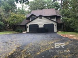 featured image of 31 Lake Shore Dr