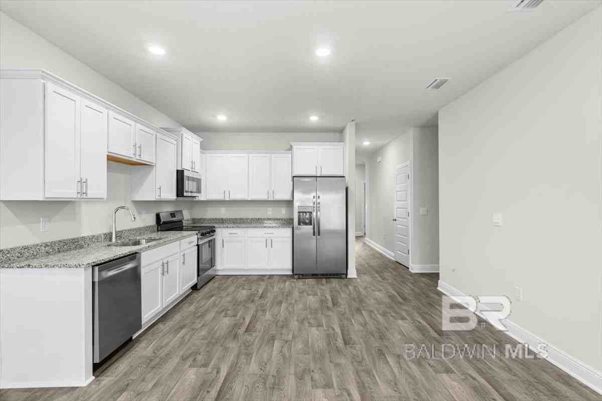 13765 Shea Cir - Photo 6 of 21