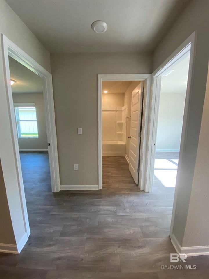 270 Preston Way - Photo 6 of 34