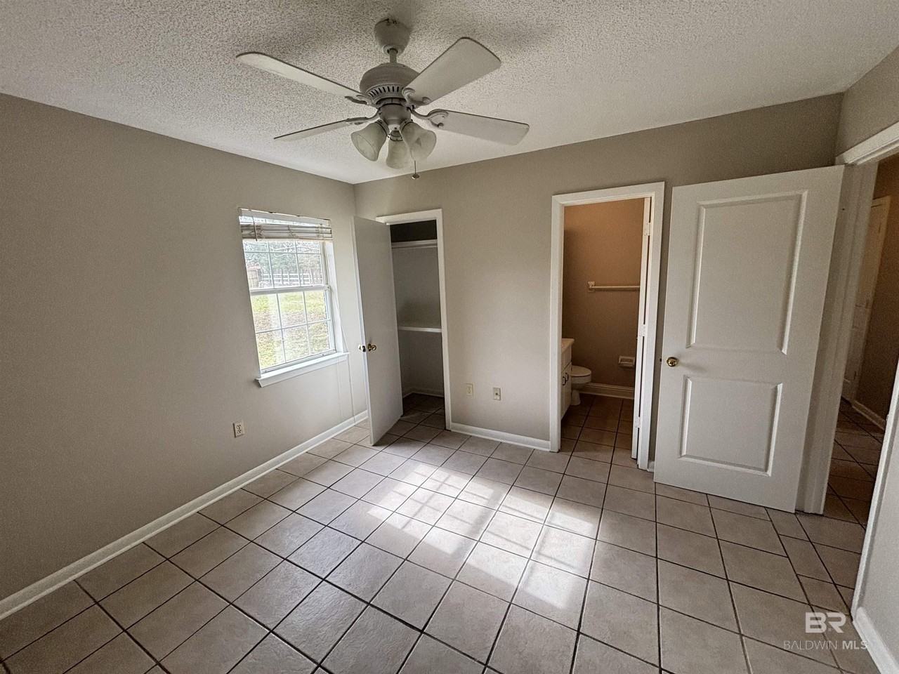 19860 Wilters St - Photo 7 of 18