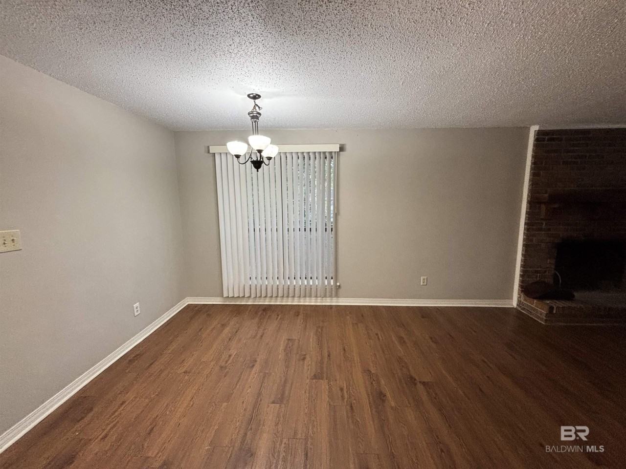 171 Montclair Loop - Photo 4 of 13