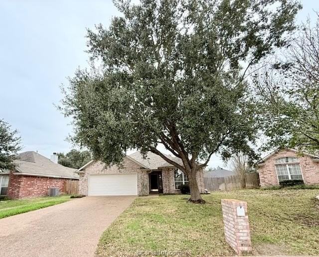 234 Stuttgart Cir - Photo 2 of 24