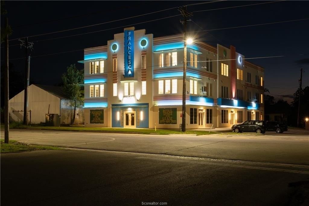 608 North Bryan Ave. Avenue #223 - Photo 7 of 8