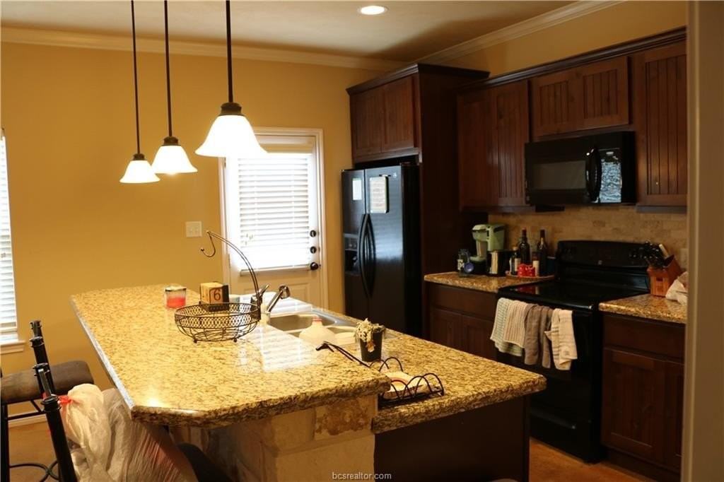 3419 Cullen Trl - Photo 5 of 8