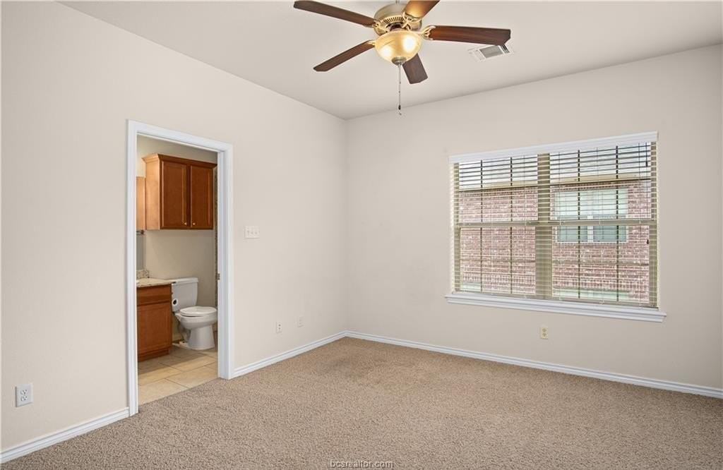 305 Sterling St #A - Photo 5 of 11