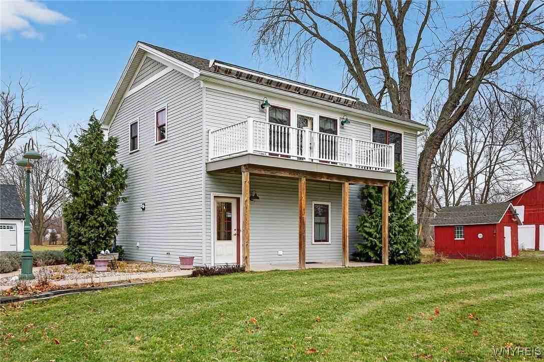 3945 River Rd - Photo 2 of 43