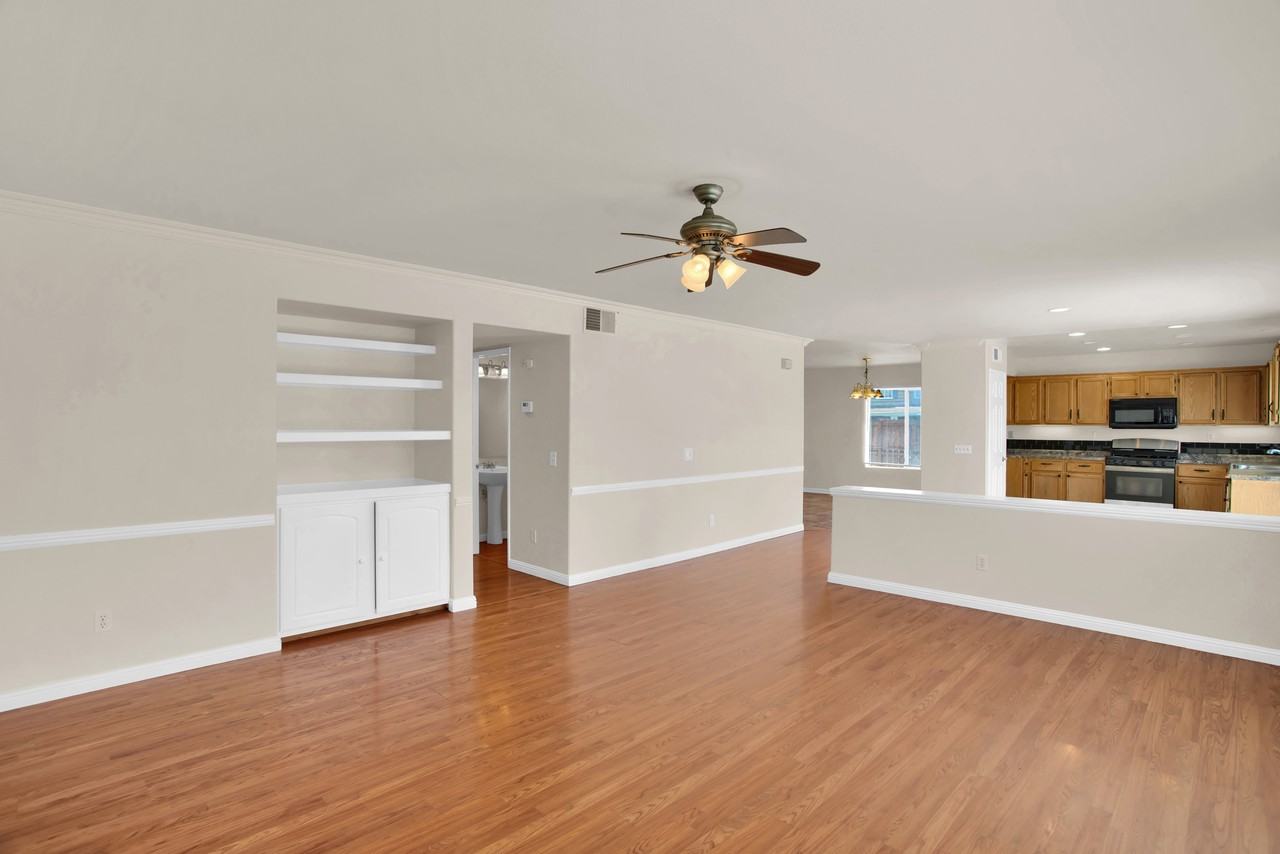 23207 Cannery Rd #23207 - Photo 3 of 34