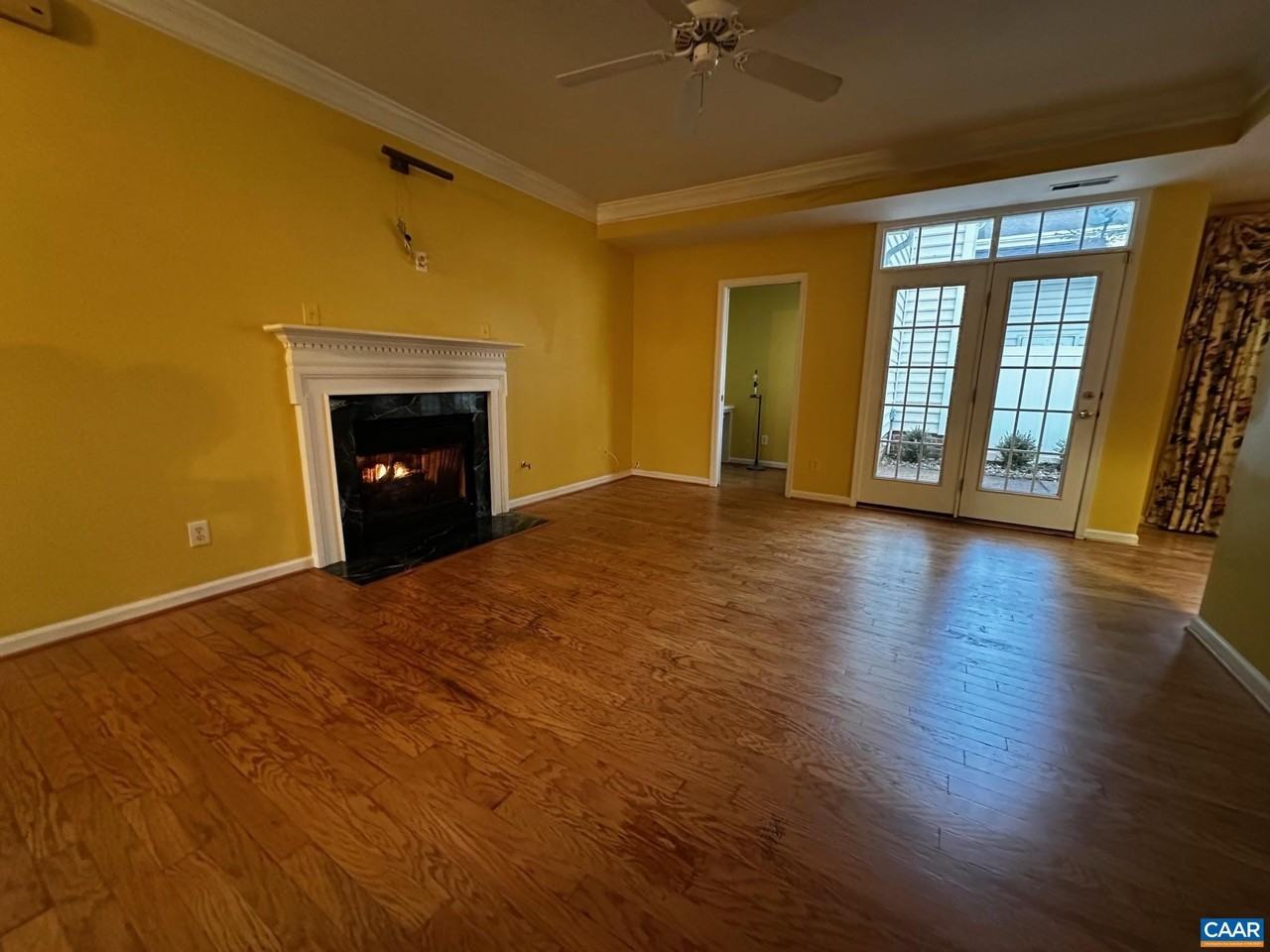 3171 Turnberry Cir - Photo 3 of 18