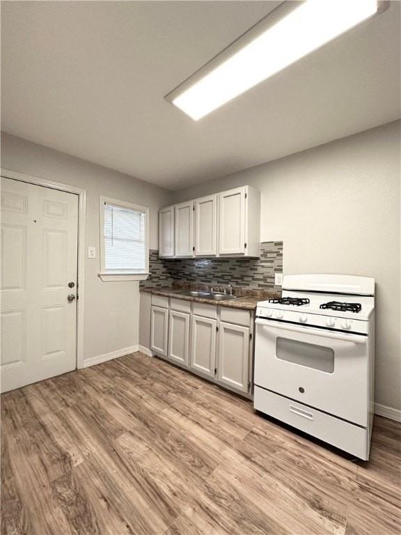 2306 Mary St - Photo 4 of 9