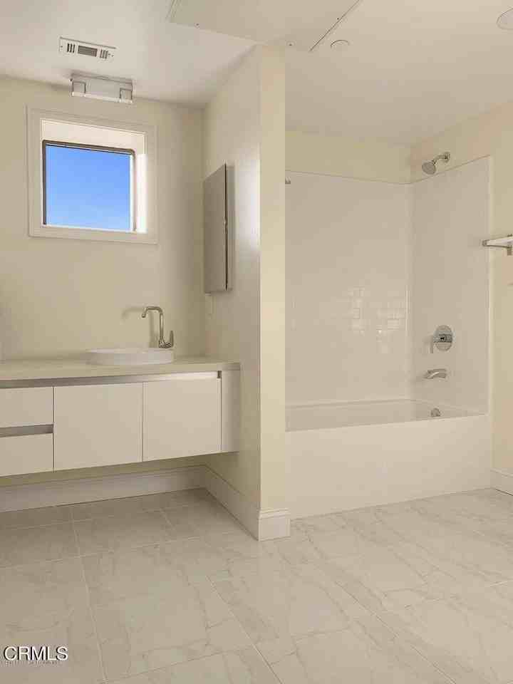 Vinedo Gardens - Photo 4 of 15