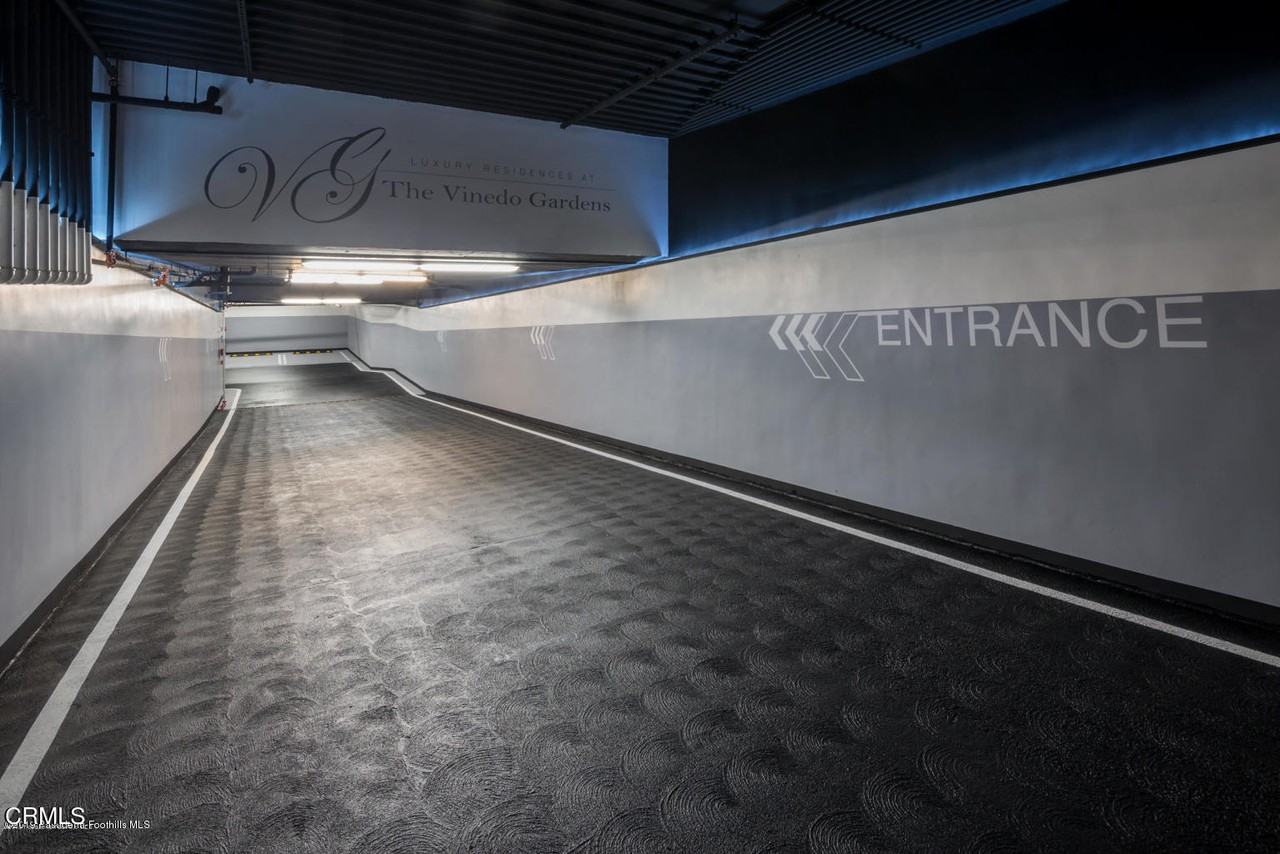 Vinedo Gardens - Photo 7 of 15