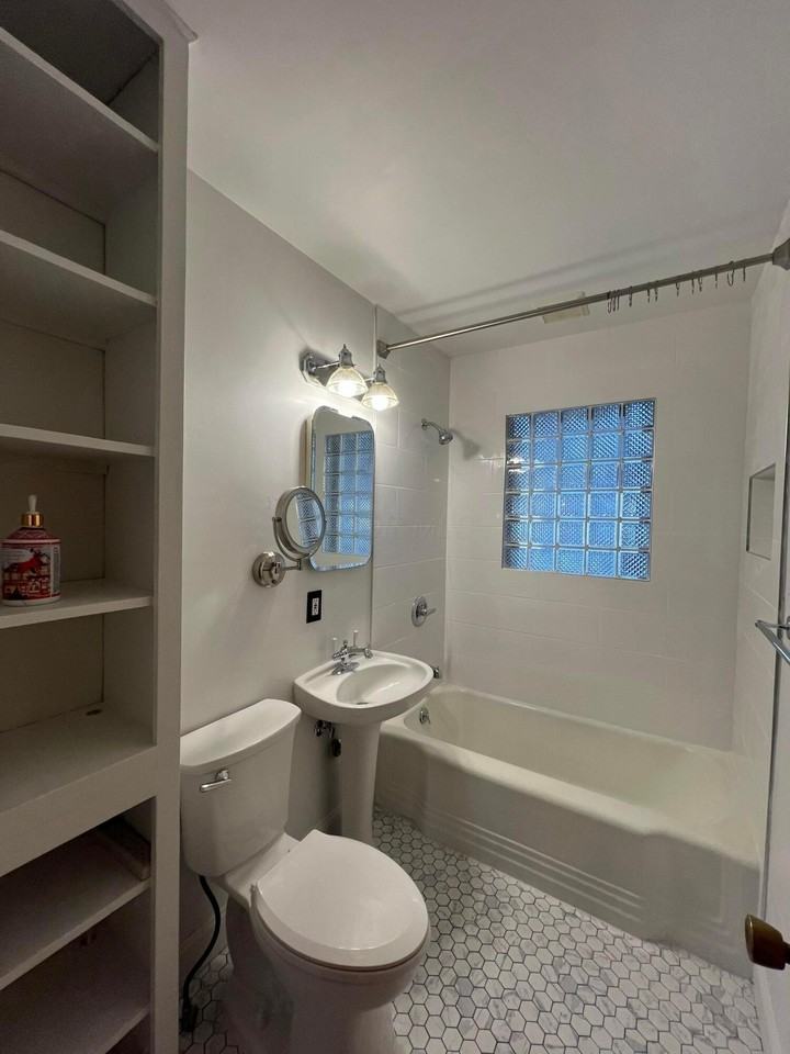 4390 Colerain Ave - Photo 4 of 7