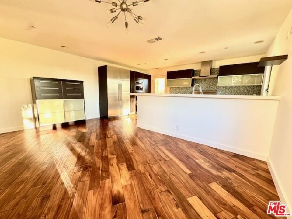 6441 Bryn Mawr Dr - Photo 5 of 31