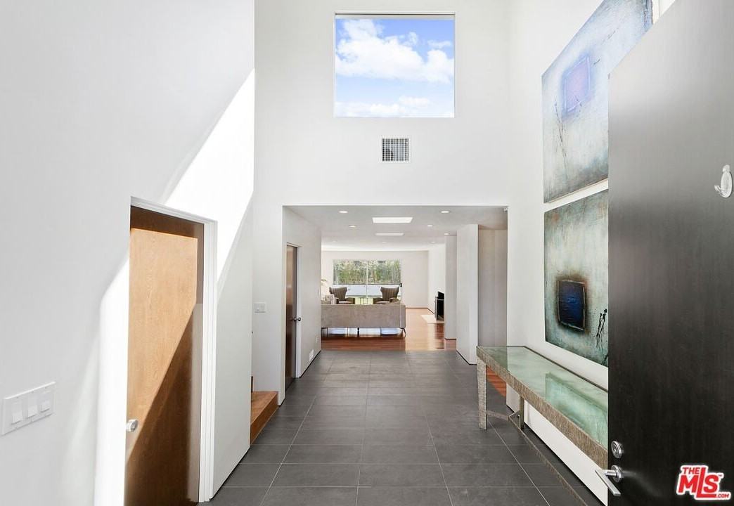 15514 Casiano Ct - Photo 6 of 50