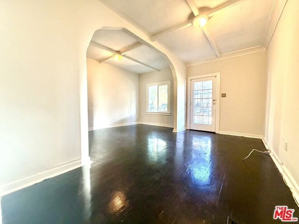 1404 3/4 Silver Lake Blvd - Photo 4 of 10