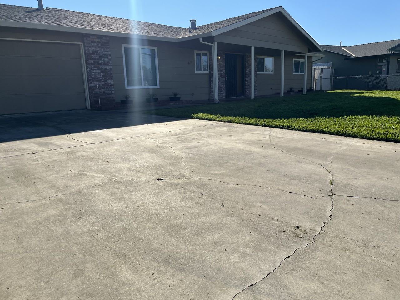 1176 Robert Drive - Photo 2 of 18