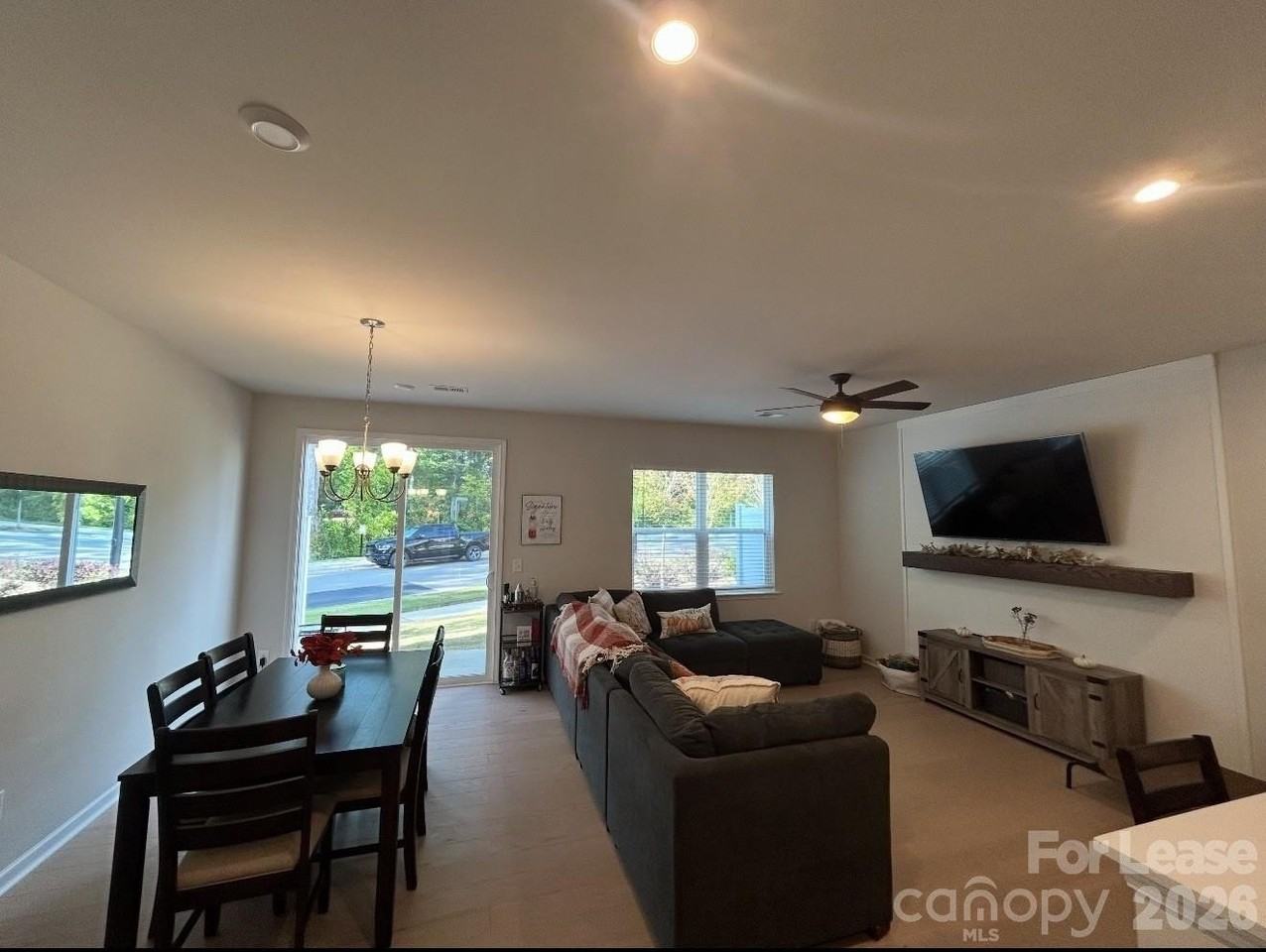 6021 Caprera Way - Photo 6 of 11